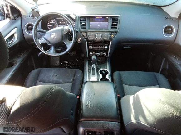 2019 Nissan Pathfinder S with VIN 5N1DR2MN0KC627660, listed as a Copart auction lot 84723444 with 105487 miles and Clean Title. Bid and sale history available at carsss.com. Image 8.