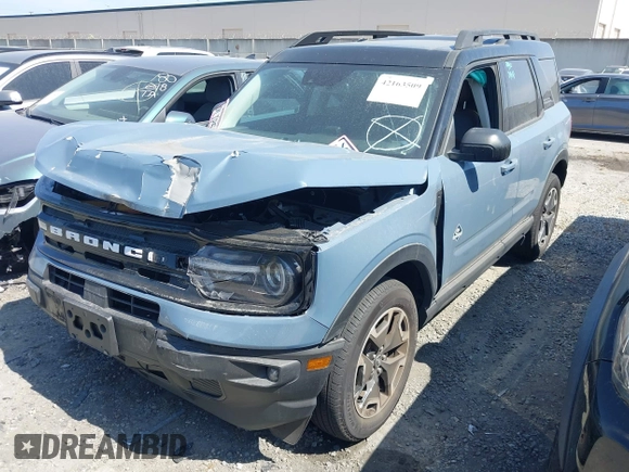 2024 Ford Bronco Sport Outer Banks with VIN 3FMCR9C68RRE01957, listed as a IAAI auction lot 42163509 with 12,586 mi miles and . Bid and sale history available at DreamBid. Image 17.