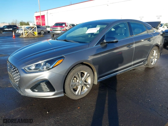 2019 Hyundai Sonata Sport with VIN 5NPE34AFXKH800205, listed as a IAAI auction lot 41227546 with 82,850 mi miles. Bid and sale history available at carsss.com. Image 17.