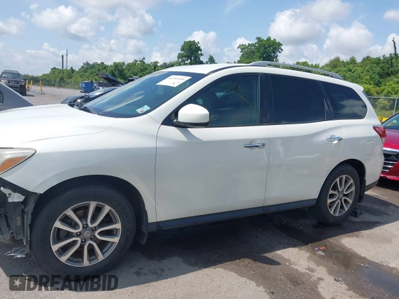 2016 Nissan Pathfinder S with VIN 5N1AR2MN7GC670676, listed as a IAAI auction lot 42391995 with 165,391 mi miles and . Bid and sale history available at DreamBid. Image 14.