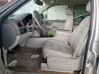 2011 Chevrolet Avalanche LT with VIN 3GNMCFE09BG408510, listed as a Copart auction lot 56491635 with 220,015 mi miles and Clean title. Bid and sale history available at DreamBid. Image 7.