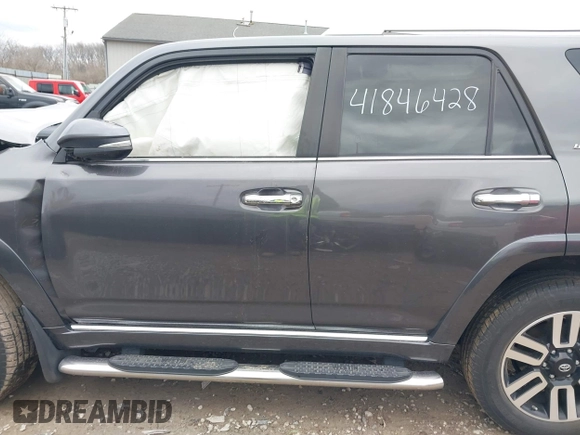 2018 Toyota 4Runner SR5 with VIN JTEBU5JRXJ5496738, listed as a IAAI auction lot 41846428 with 143,870 mi miles. Bid and sale history available at carsss.com. Image 14.