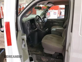 2017 Chevrolet Express Cargo с VIN 1GCWGAFF0H1275199, выставлен на аукционе IAAI как лот 42621702 с пробегом 171 974 миль миль и . История ставок и продаж доступна на DreamBid. Изображение 29.