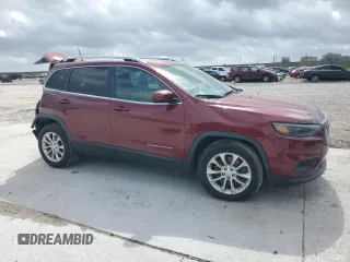2019 Jeep Cherokee Latitude with VIN 1C4PJLCB8KD357724, listed as a Copart auction lot 51412395 with 0 mi miles and Salvage Title. Bid and sale history available at carsss.com. Image 4.