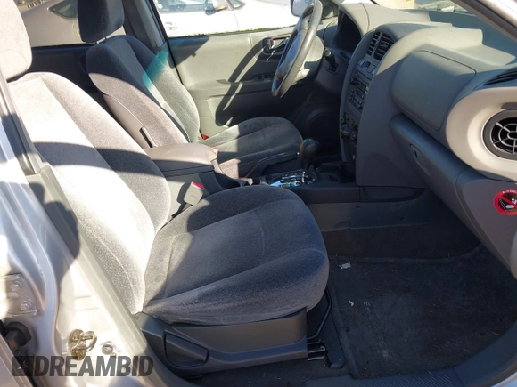 2002 Hyundai Santa Fe GLS with VIN KM8SC73D52U303824, listed as a IAAI auction lot 41442083 with 171,048 mi miles. Bid and sale history available at carsss.com. Image 5.
