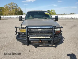 2000 Ford F-350 XL with VIN 1FTSW30F5YEB08982, listed as a Copart auction lot 50534025 with 336,411 mi miles and Salvage Title. Bid and sale history available at DreamBid. Image 5.