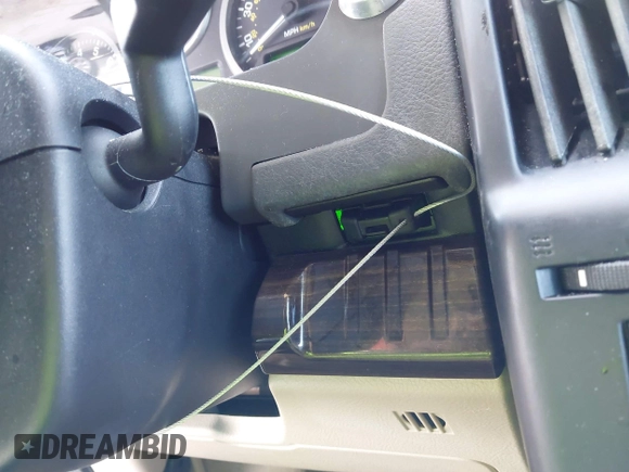 2011 Land Rover LR2 HSE with VIN SALFR2BN5BH268155, listed as a IAAI auction lot 42418895 with 91,566 mi miles and . Bid and sale history available at DreamBid. Image 11.