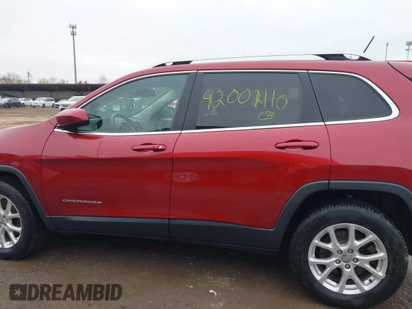 2014 Jeep Cherokee Latitude z VIN 1C4PJMCS4EW127709, wystawiony jako IAAI lot #42002110 z przebiegiem 51 574 mil mil oraz . Historia ofert i sprzedaży dostępna na DreamBid. Obrazek 15.
