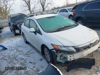 2012 Honda Civic LX z VIN 2HGFB2F57CH563745, wystawiony jako IAAI lot #41387872 z przebiegiem 85 057 mil mil oraz . Historia ofert i sprzedaży dostępna na DreamBid. Obrazek 1.