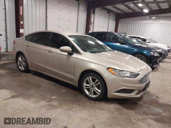 2018 Ford Fusion S z VIN 3FA6P0UU5JR100377, wystawiony jako IAAI lot #41300284 z przebiegiem 108 936 mil mil oraz . Historia ofert i sprzedaży dostępna na DreamBid. Obrazek 1.