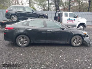 2020 Kia Optima LX with VIN 5XXGT4L33LG426948, listed as a IAAI auction lot 41741270 with 45,703 mi miles. Bid and sale history available at carsss.com. Image 13.