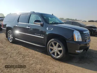 2007 Cadillac Escalade ESV z VIN 1GYFK66817R353397, wystawiony jako Copart lot #56756595 z przebiegiem 95 930 mil mil oraz Szkoda całkowita • Salvage title. Historia ofert i sprzedaży dostępna na DreamBid. Obrazek 4.