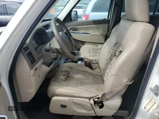 2009 Jeep Liberty Limited with VIN 1J8GP58K49W536224, listed as a Copart auction lot 74763544 with Not Provided miles and Salvage Title. Bid and sale history available at carsss.com. Image 7.