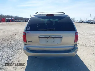 2005 Chrysler Town & Country Touring with VIN 2C4GP54LX5R132272, listed as a IAAI auction lot 41860741 with 138,402 mi miles and . Bid and sale history available at DreamBid. Image 16.