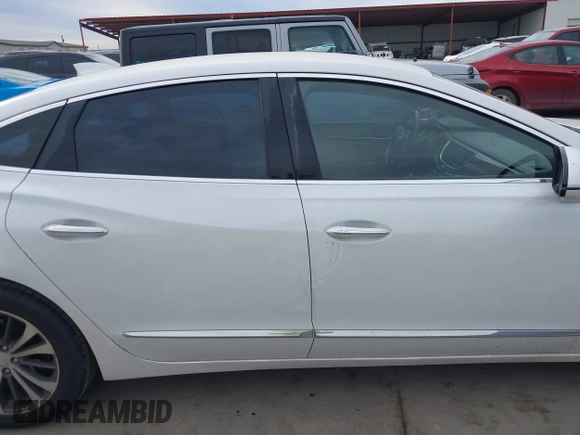 2017 Buick LaCrosse Premium with VIN 1G4ZR5SS1HU168903, listed as a IAAI auction lot 41360938 with 110,388 mi miles. Bid and sale history available at carsss.com. Image 13.