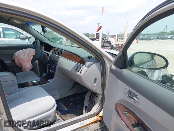 2007 Buick LaCrosse CX с VIN 2G4WC582571124229, выставлен на аукционе IAAI как лот 42453128 с пробегом 109 003 миль миль и . История ставок и продаж доступна на DreamBid. Изображение 5.