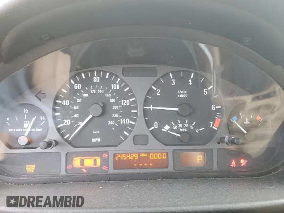 2004 BMW 3 Series 325i with VIN WBAET37454NJ81111, listed as a Copart auction lot 86081874 with 245,429 mi miles and Salvage Title. Bid and sale history available at carsss.com. Image 9.