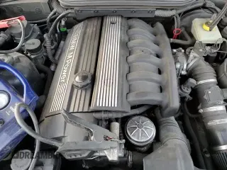 1998 BMW 3 Series M3 with VIN WBSBG9320WEY78263, listed as a Copart auction lot 84470684 with 143,944 mi miles and Clean title. Bid and sale history available at DreamBid. Image 13.