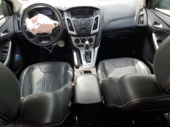 2013 Ford Focus SE with VIN 1FADP3K25DL279758, listed as a Copart auction lot 50633995 with 118,914 mi miles and Salvage Title. Bid and sale history available at carsss.com. Image 8.