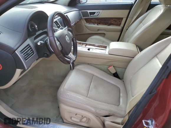 2011 Jaguar XF Premium with VIN SAJWA0GB4BLR88465, listed as a Copart auction lot 86172224 with 115,179 mi miles and Non repairable. Bid and sale history available at DreamBid. Image 7.