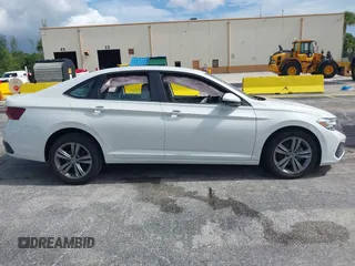 2024 Volkswagen Jetta SE with VIN 3VWEM7BU8RM007188, listed as a IAAI auction lot 42657015 with 40,589 mi miles and . Bid and sale history available at DreamBid. Image 13.