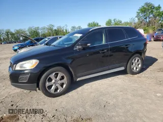 2013 Volvo XC60 3.2L z VIN YV4940DZ5D2369089, wystawiony jako Copart lot #54759205 z przebiegiem 187 700 mil mil oraz Szkoda całkowita • Salvage title. Historia ofert i sprzedaży dostępna na DreamBid. Obrazek 1.