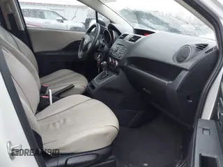2015 Mazda Mazda5 Grand Touring with VIN JM1CW2DL6F0185594, listed as a IAAI auction lot 41470568 with 116,309 mi miles. Bid and sale history available at carsss.com. Image 5.