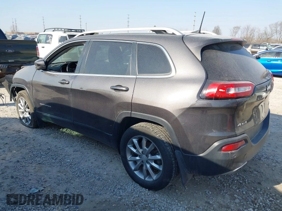 2018 Jeep Cherokee Limited with VIN 1C4PJMDX1JD541031, listed as a IAAI auction lot 41770716 with 67,891 mi miles. Bid and sale history available at carsss.com. Image 3.
