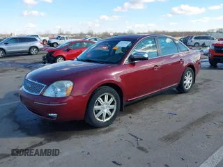 2006 Ford Five Hundred Limited z VIN 1FAFP28106G180763, wystawiony jako IAAI lot #41672882 z przebiegiem 127 357 mil mil oraz . Historia ofert i sprzedaży dostępna na DreamBid. Obrazek 19.