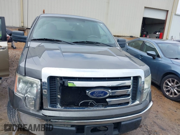 2010 Ford F-150 XL with VIN 1FTEW1C85AFA20710, listed as a IAAI auction lot 41309998 with 240,085 mi miles. Bid and sale history available at carsss.com. Image 12.