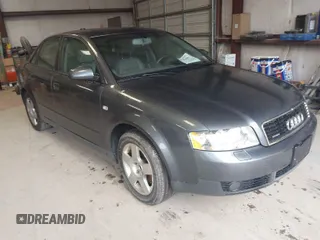 2004 Audi A4 1.8T z VIN WAULC68E04A055889, wystawiony jako IAAI lot #41986309 z przebiegiem 124 598 mil mil oraz . Historia ofert i sprzedaży dostępna na DreamBid. Obrazek 1.