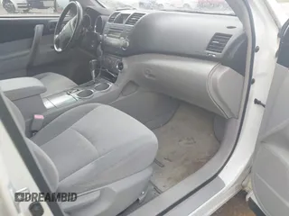 2008 Toyota Highlander Sport with VIN JTEES43A282045979, listed as a IAAI auction lot 42387412 with 254,041 mi miles and . Bid and sale history available at DreamBid. Image 5.