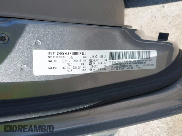 2014 Chrysler Town & Country Touring-L with VIN 2C4RC1CG7ER234517, listed as a IAAI auction lot 41824484 with 190,245 mi miles. Bid and sale history available at carsss.com. Image 9.