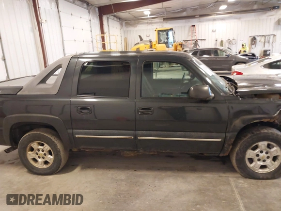 2003 Chevrolet Avalanche with VIN 3GNEC13T33G258707, listed as a IAAI auction lot 41911535 with 222,046 mi miles and . Bid and sale history available at DreamBid. Image 13.