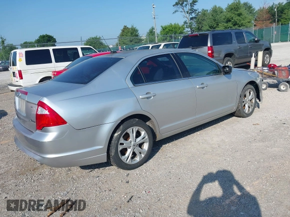 2012 Ford Fusion SE с VIN 3FAHP0HG4CR419253, выставлен на аукционе IAAI как лот 42616828 с пробегом 238 789 миль миль и . История ставок и продаж доступна на DreamBid. Изображение 4.