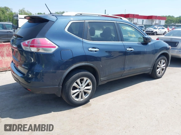 2016 Nissan Rogue SV with VIN KNMAT2MV2GP692275, listed as a IAAI auction lot 42171702 with 33,413 mi miles. Bid and sale history available at carsss.com. Image 4.
