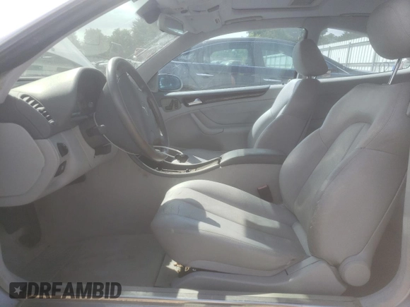 2002 Mercedes-Benz CLK 320/430 with VIN WDBLJ70G92F201684, listed as a Copart auction lot 58560824 with 92,983 mi miles and Non Repairable. Bid and sale history available at DreamBid. Image 7.