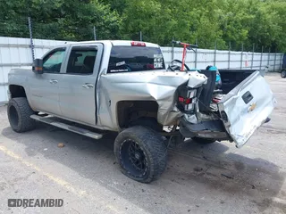 2014 Chevrolet Silverado 1500 LT with VIN 3GCUKREH1EG393931, listed as a IAAI auction lot 39801258 with 181,321 mi miles. Bid and sale history available at carsss.com. Image 3.
