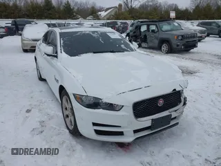 2017 Jaguar XE 25t z VIN SAJAR4BG4HA966709, wystawiony jako IAAI lot #41620077 z przebiegiem 91 859 mil mil oraz . Historia ofert i sprzedaży dostępna na DreamBid. Obrazek 1.