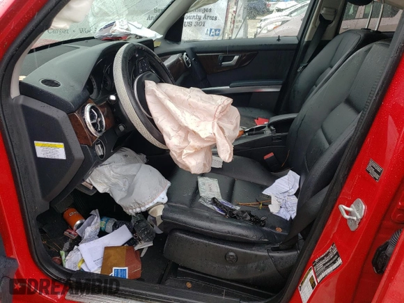 2013 Mercedes-Benz GLK 350 with VIN WDCGG8JB7DG114853, listed as a Copart auction lot 70635004 with Not Provided miles and Salvage Title. Bid and sale history available at DreamBid. Image 7.