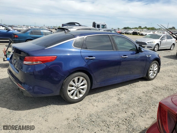 2016 Kia Optima EX with VIN 5XXGU4L36GG014428, listed as a Copart auction lot 53052535 with 204,675 mi miles and Salvage Title. Bid and sale history available at carsss.com. Image 3.