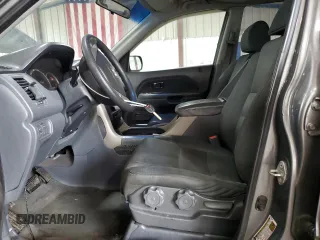 2007 Honda Pilot LX z VIN 5FNYF18157B007168, wystawiony jako Copart lot #57458405 z przebiegiem 225 139 mil mil oraz Czysty tytuł • Clean title. Historia ofert i sprzedaży dostępna na DreamBid. Obrazek 7.