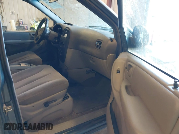 2003 Dodge Caravan Sport with VIN 2D4GP44L03R160365, listed as a IAAI auction lot 42223594 with 81,771 mi miles and . Bid and sale history available at DreamBid. Image 5.