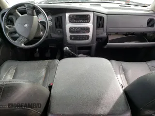 2005 Dodge 2500 SLT z VIN 3D7KS28C75G805466, wystawiony jako Copart lot #42872375 z przebiegiem 102 203 mil mil oraz Szkoda całkowita • Salvage title. Historia ofert i sprzedaży dostępna na DreamBid. Obrazek 8.