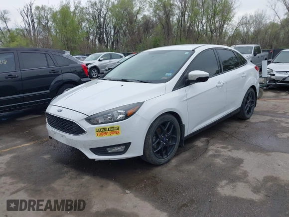 2016 Ford Focus SE with VIN 1FADP3F26GL262689, listed as a IAAI auction lot 41917883 with 178,371 mi miles. Bid and sale history available at carsss.com. Image 17.