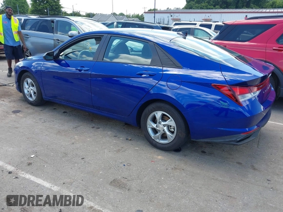 2023 Hyundai Elantra SE with VIN 5NPLL4AG2PH112867, listed as a IAAI auction lot 42541353 with 11,471 mi miles and . Bid and sale history available at DreamBid. Image 3.