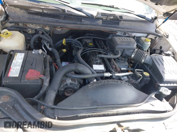 2004 Jeep Grand Cherokee Laredo with VIN 1J4GW48S54C314056, listed as a IAAI auction lot 42096065 with 164,113 mi miles. Bid and sale history available at carsss.com. Image 10.
