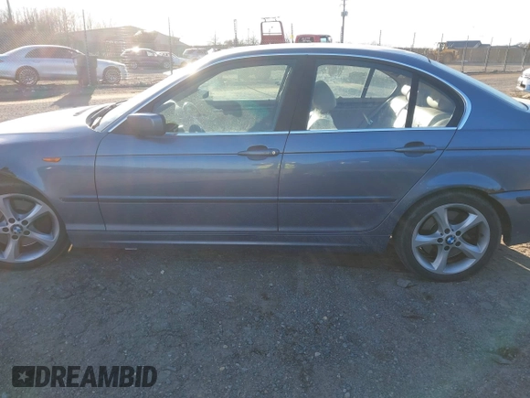 2003 BMW 3 Series 330i with VIN WBAEV53493KM30960, listed as a IAAI auction lot 41420568 with 192,456 mi miles. Bid and sale history available at carsss.com. Image 13.