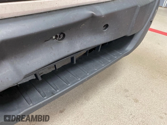 2017 Ford Transit с VIN 1FTYE1YM8HKA28386, выставлен на аукционе IAAI как лот 42774164 с пробегом 224 557 миль миль и . История ставок и продаж доступна на DreamBid. Изображение 16.