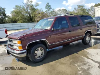 1999 Chevrolet Suburban with VIN 1GNEC16R5XJ350275, listed as a Copart auction lot 74693544 with 286,045 mi miles and Salvage Title. Bid and sale history available at carsss.com. Image 1.